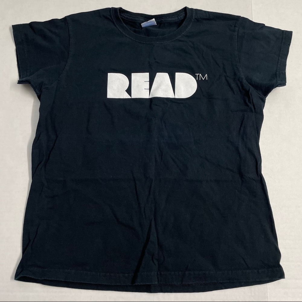 Black white gildan book t-shirt read medium top M